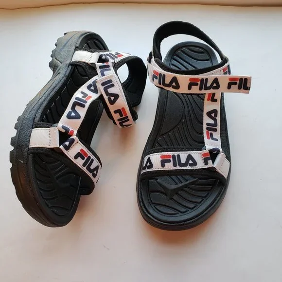 NWOT FILA Sandal. - Picture 9 of 9